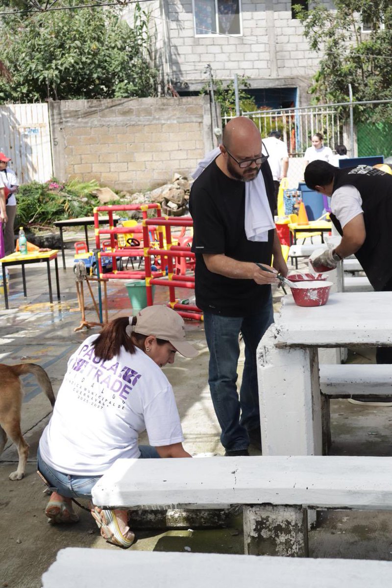 👉✨ Hoy me tocó participar en la jornada de limpieza en la ludoteca del parque de Ahuehuetitla.
Un espacio pensado para las niñas y niños, que merece estar siempre limpio y en buenas condiciones. 💚

Cuidar nuestros parques es tarea de todas y todos.