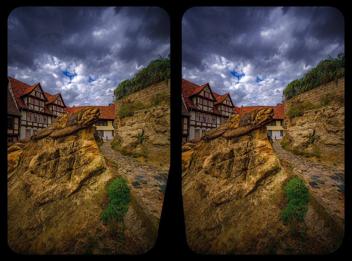 Stereo_tron's tweet photo. #Harz #3D #Stereoscopy #Kreuzblick #Crossview #Stereo3D #Quedlinburg #Syzygy2025 #cataclysm #oldworld #Velikovsky #megalith #TwilightZone https://t.co/1EZV4QjT7c