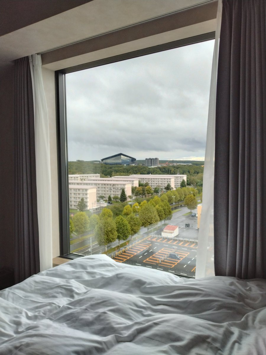keropicoki's tweet photo. エスコンフィールドHOTEL北海道。ファイターズファン御用達だけど、ウチはゴルフ観戦(^^) https://t.co/YIpfX9cADt