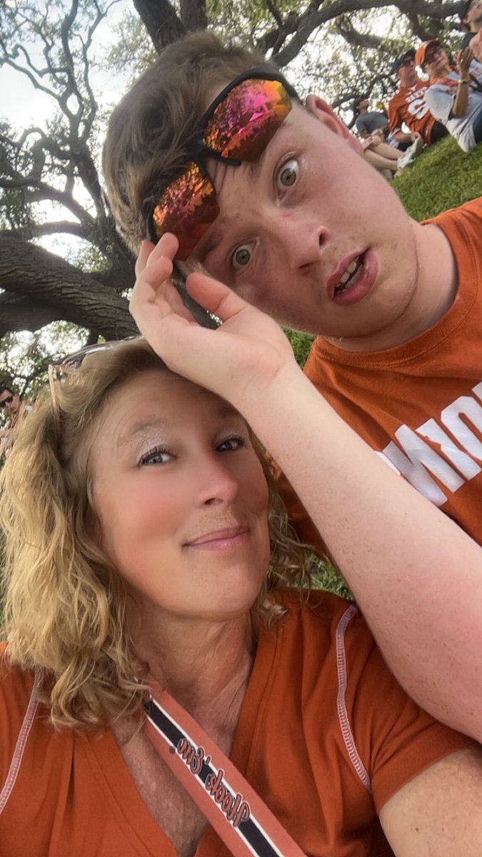 Shallowater68's tweet image. #HookEm