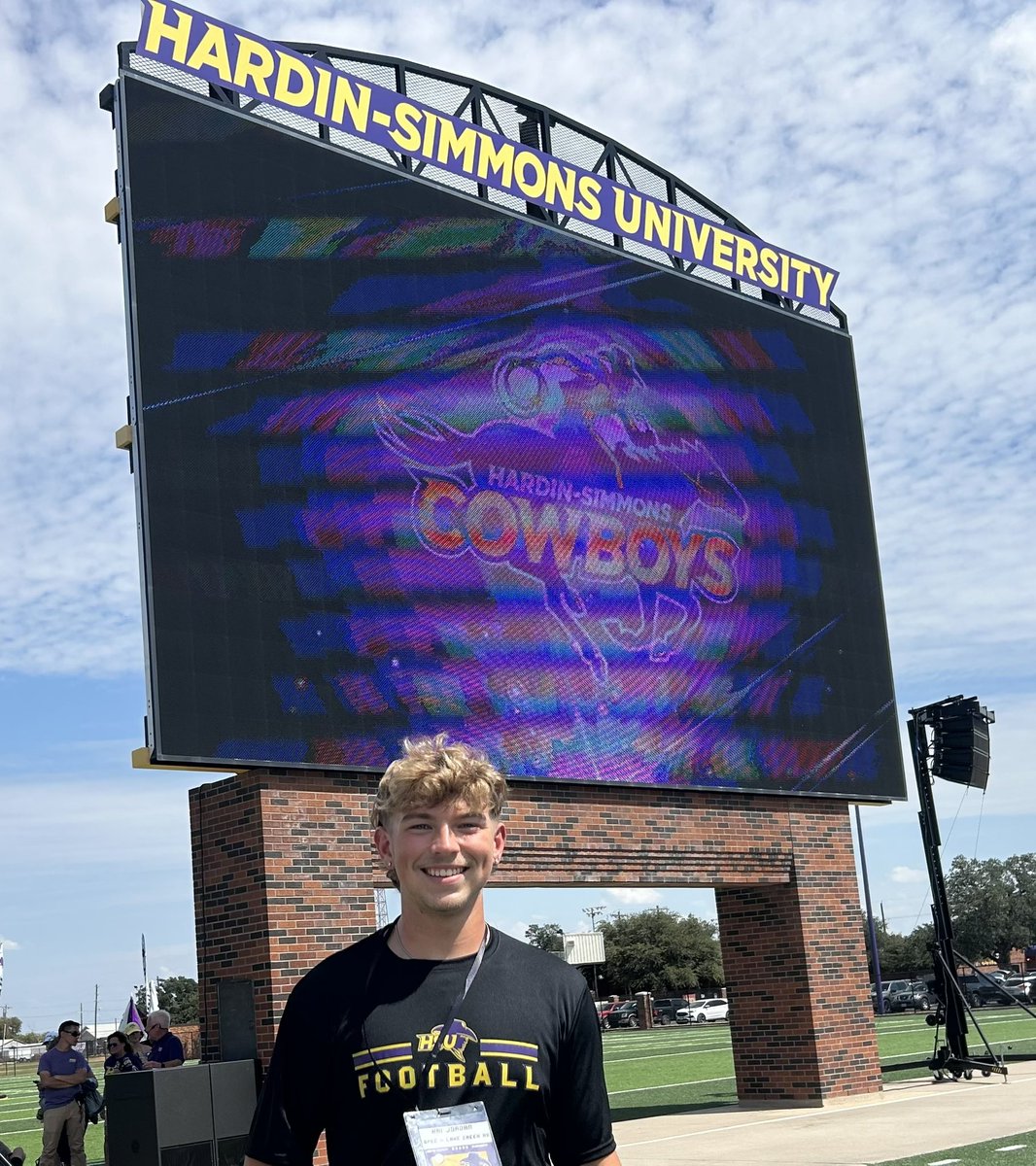 After a great conversation with <a href="/CoachElkinsHSU/">JJ Elkins</a> I am beyond blessed to announce my first offer to play college ball! <a href="/HSUCowboys/">Hardin-Simmons Cowboy Football</a> <a href="/CMKicking/">𝘾𝙤𝙙𝙮 𝙈𝙖𝙣𝙙𝙚𝙡𝙡 𝙆𝙞𝙘𝙠𝙞𝙣𝙜</a> <a href="/coach_bourquin/">Coach Bourquin</a> <a href="/Cord3l_64/">Cordel Iwuagwu</a> <a href="/coachjnewt/">Coach Jeff Newton</a> #HOOYAH #PACKSHELTON