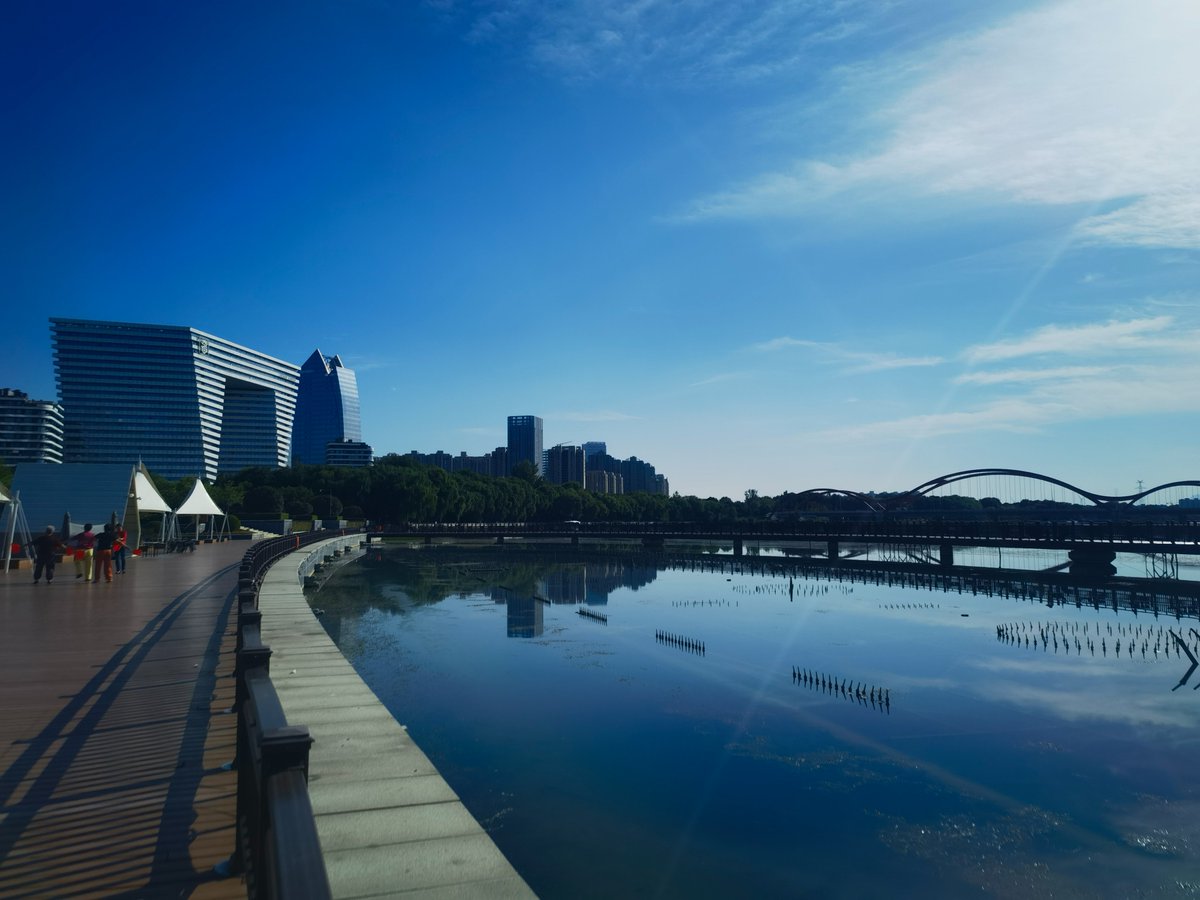 Alice166166's tweet image. 街拍，早上好