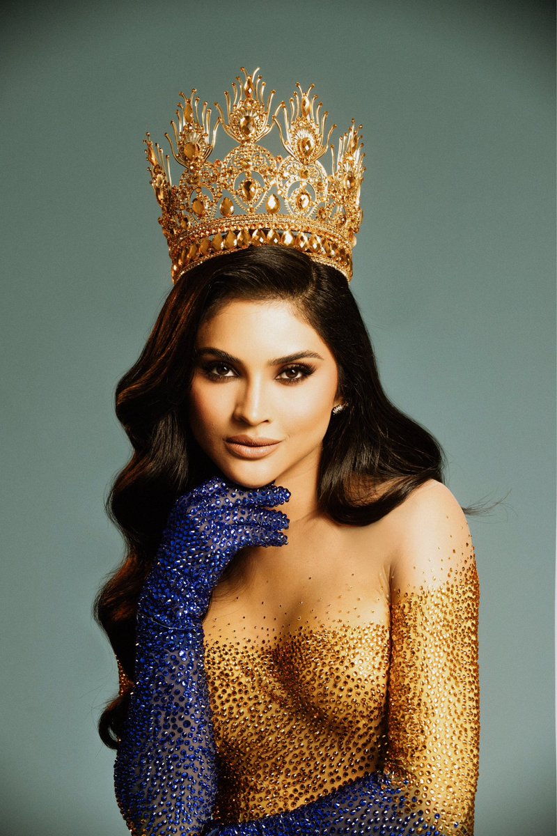 gresutijuca's tweet image. Há exatamente uma semana a coroa da Pura Cadência encontrou o brilho de @mileidemihaile. Que venham muitos momentos inesquecíveis nesse reinado que já nasceu grandioso! 

💛💙