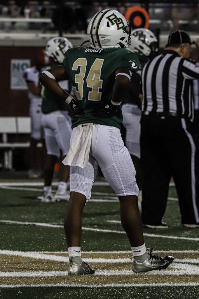 Through 5 games highlights, always something to get better at.
Complacency turns potential greatness to failure 
Just getting started💯

hudl.com/v/2Sk3g5

17 TOT 
1 int 
4 pbu 
1 tfl
<a href="/HighSchoolBlitz/">High School Blitz</a> <a href="/CoachParks84/">Coach Parks</a> <a href="/RBGatorFootball/">River Bluff Football</a>