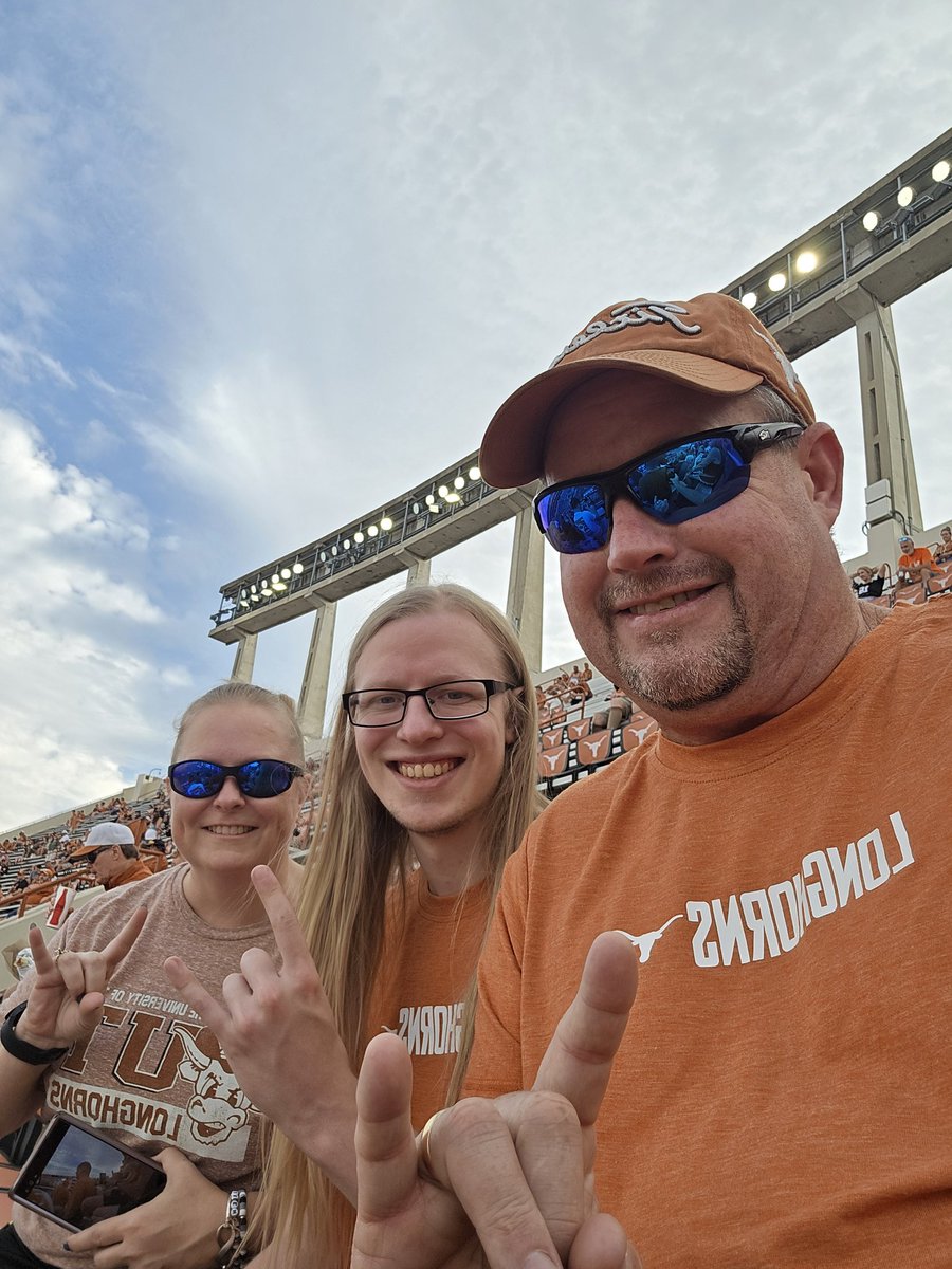 MesserCoach's tweet photo. @TexasLonghorns https://t.co/mbY8GJr519