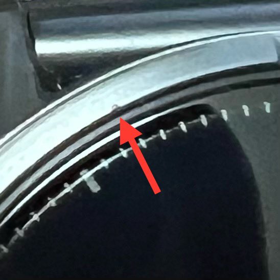 gargouilleopera's tweet image. 【悲報】Garmin Fenix8、早くも傷が付く

いや時計ってそういうものだしね…
カバー着けると時計のデザインがチープになって台無しになるからカバー着けない選択をしたのは自分だしね…
理解も納得もしているけど悲しみはあるよね……

#Garmin
#Fenix8