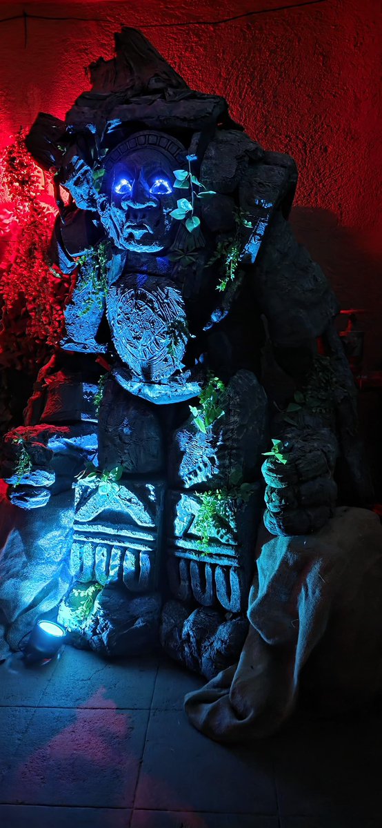 ParksAndCons's tweet image. Had such a great time with @EnterDelusion! Filled with scares, memorable scenes &amp;amp; some pretty great interactive moments! Total blast #Delusion #PlayYourPart