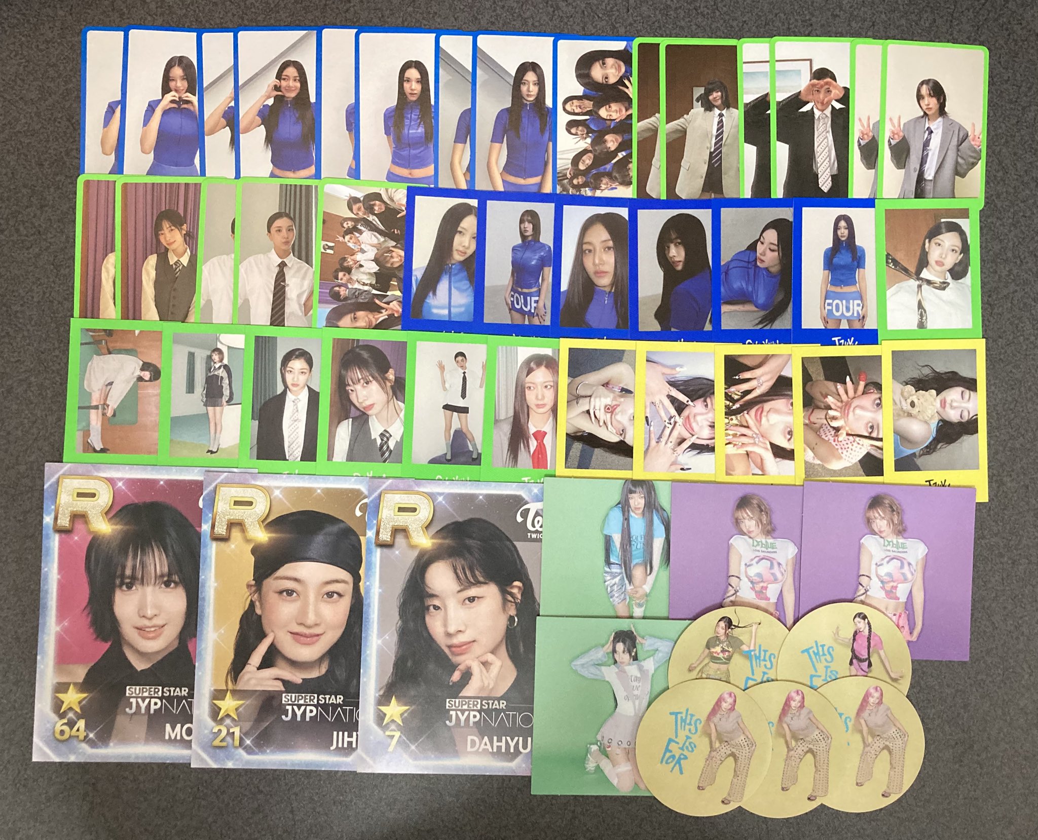 ✾TWICE✾トレカ　大量まとめ売り　150枚前後　重複有 ✾TWICE✾トレカ 大量まとめ売り 150枚前後 重複有