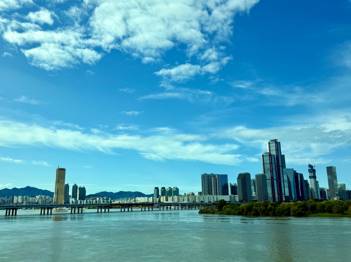 _annabellehuang's tweet image. GM Seoul 🇰🇷 Excited for a packed #KBW2025 week! Catch me at:

🎤 KBW Impact Main Conference
📅 Sept 23, 2:40PM
Topic: Building for Web2 Parity
w/ Eunice Giarta (Monad), Samuel Harcourt (Sonic)
Mod: Abril Zucchi (Abstract)

🎤 On-Chain Summit
📅 Sept 24, 12:30PM
Topic: Bridging…