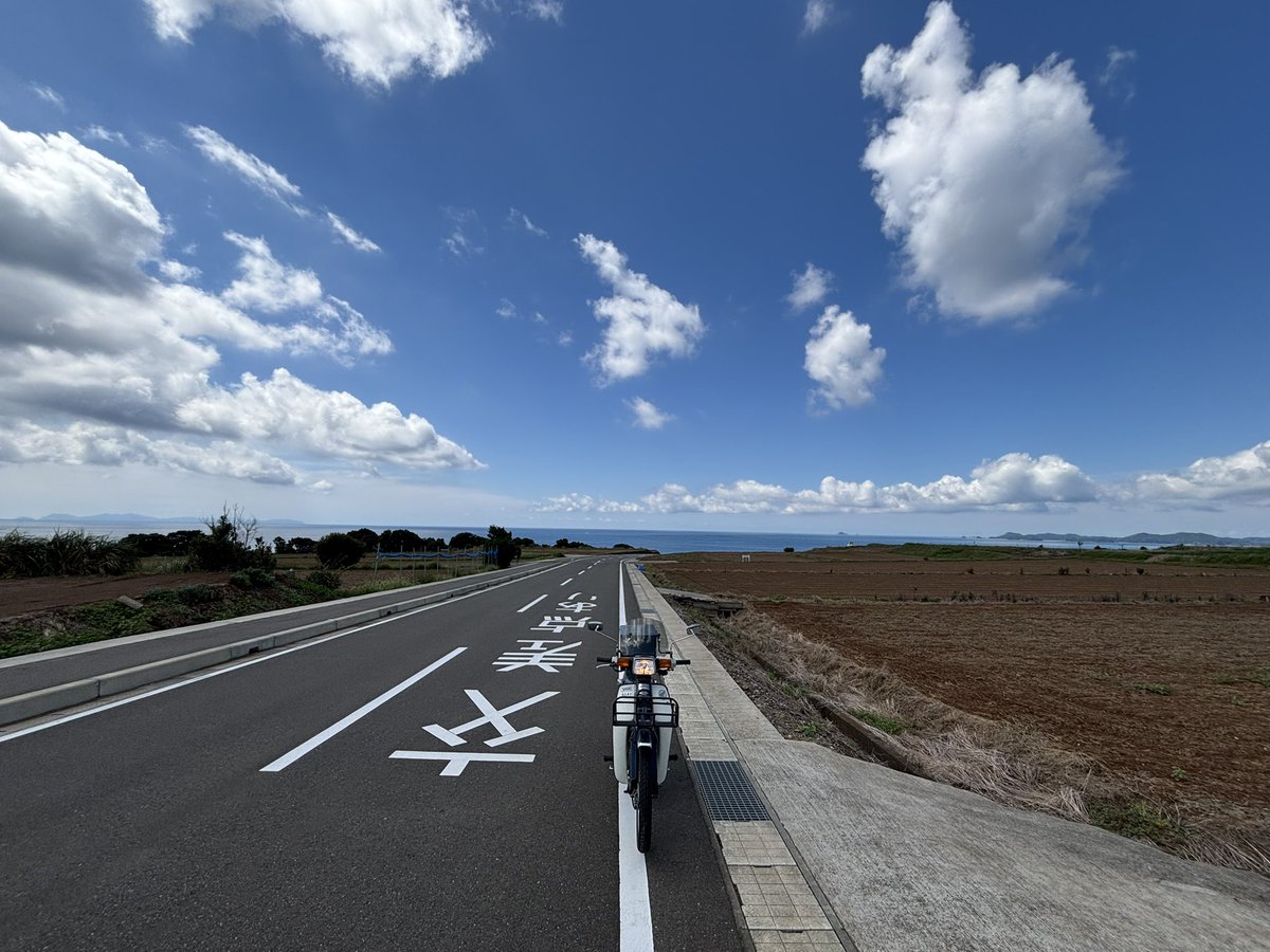 ji6pls's tweet photo. 長島の赤土だんだん畑
良い天気 https://t.co/42WAwM3ecc