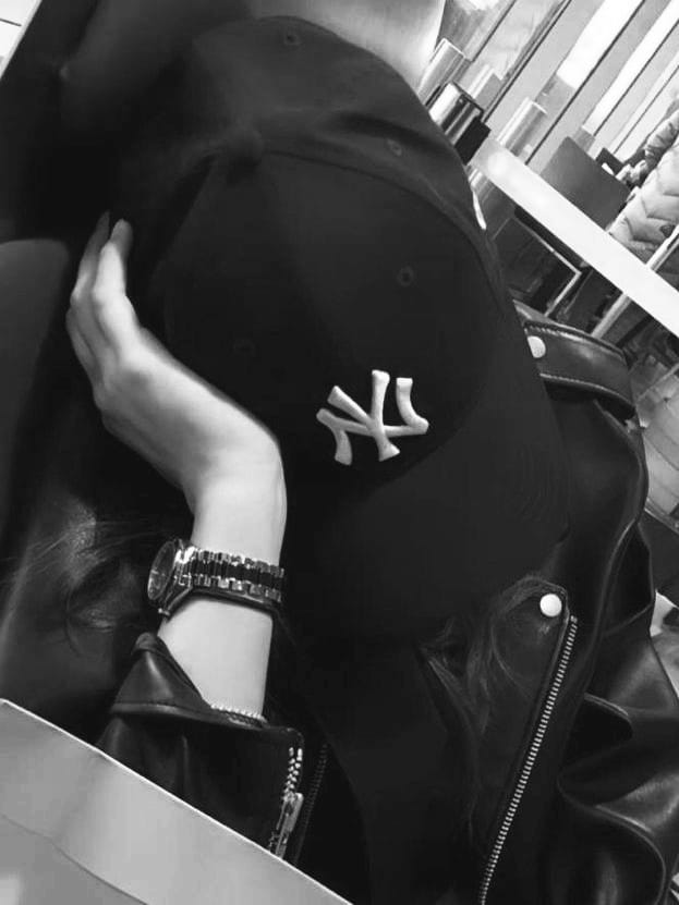 Extraño mi sonrisa.
Devuélvemela CARAJO!!!