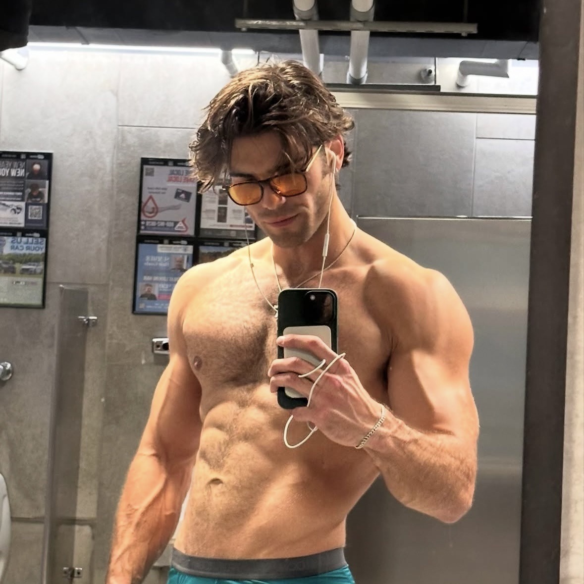 Late-night sessions still call for the shades.