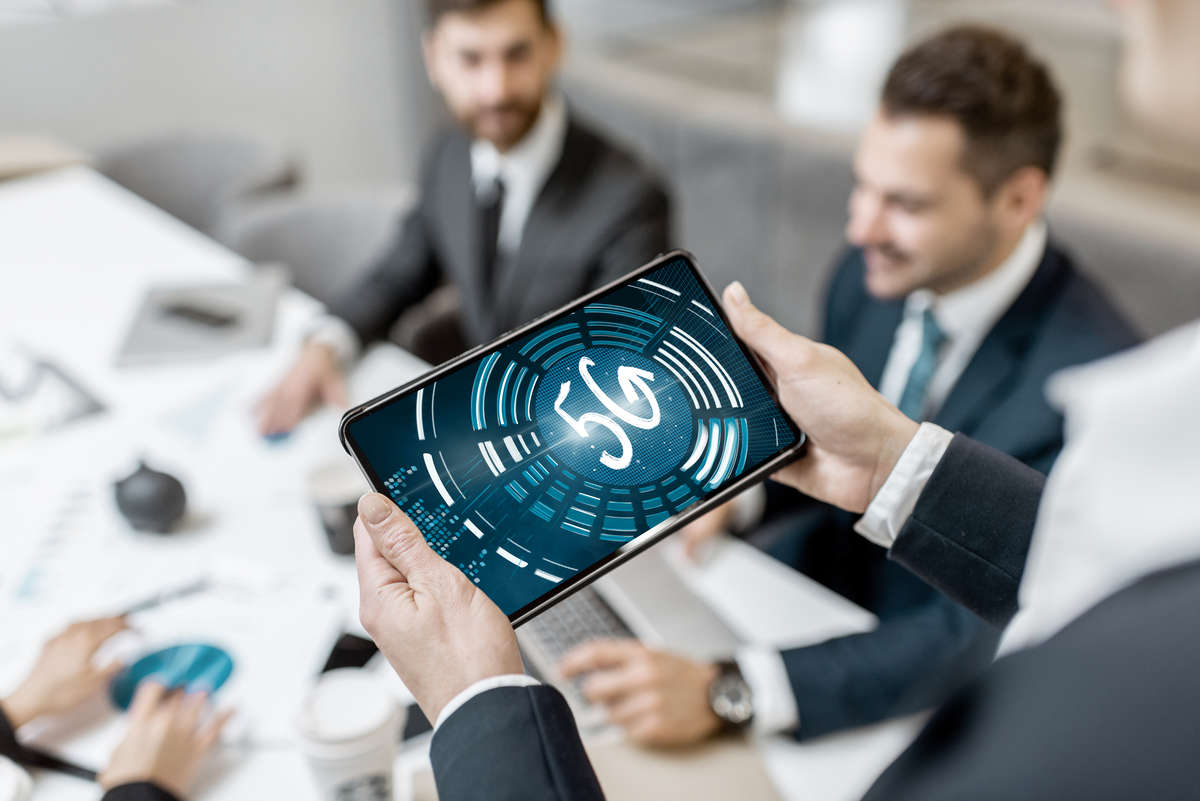 PaoloDFarah's tweet image. 📡 Communication tech—from 5G to satellite internet—connects the remotest corners of the earth. #Connectivity #TechAccess
paolofarah.com/balancing-tech…