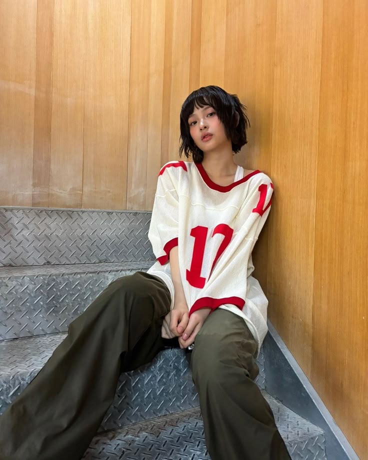 hanni 🏎️🏁 (@hannihourly) on Twitter photo 