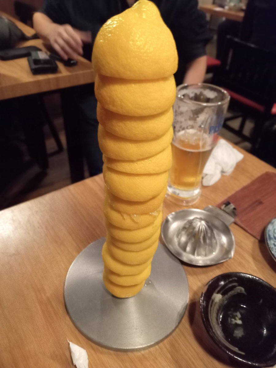 生レモンサワーが美味しくて、２個ずつ７杯〜🎵