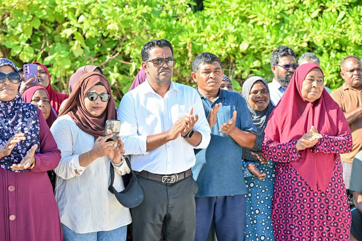 President Dr <a href="/MMuizzu/">Dr Mohamed Muizzu</a> attends the groundbreaking ceremony for the Police Station on F. Nilandhoo. This is part of the Administration’s commitment to decentralising services and ensuring the safety of citizens nationwide. 

#RayyithunGaathah #VMFThVisit