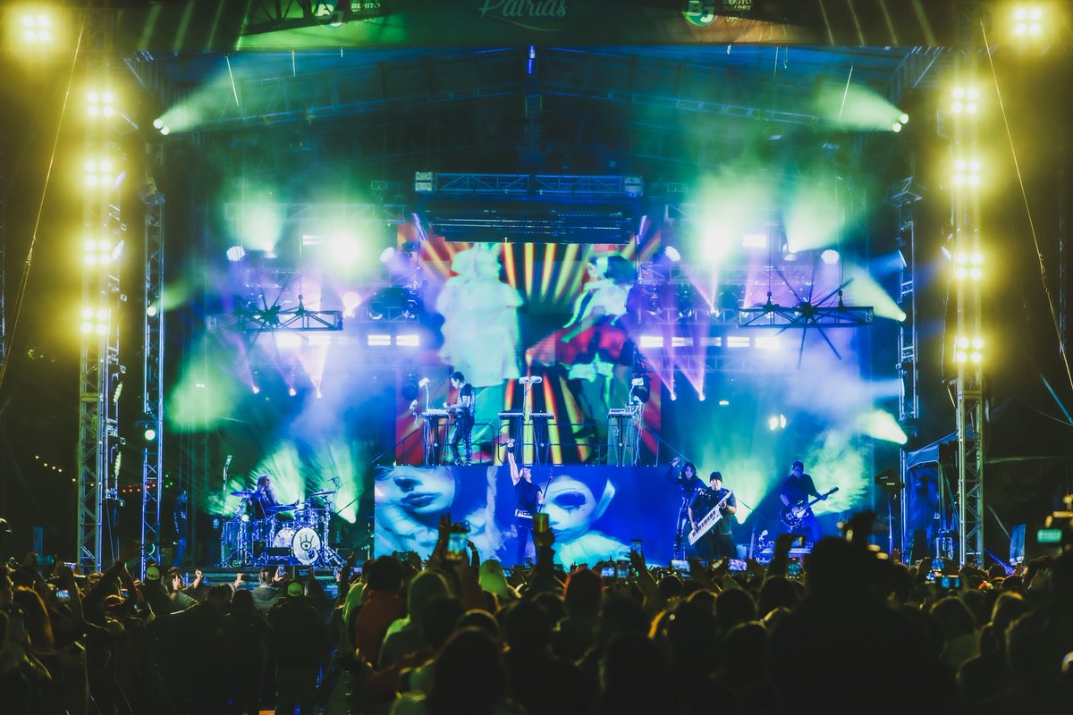 Viva México! 🇲🇽
#EstamosBienTour