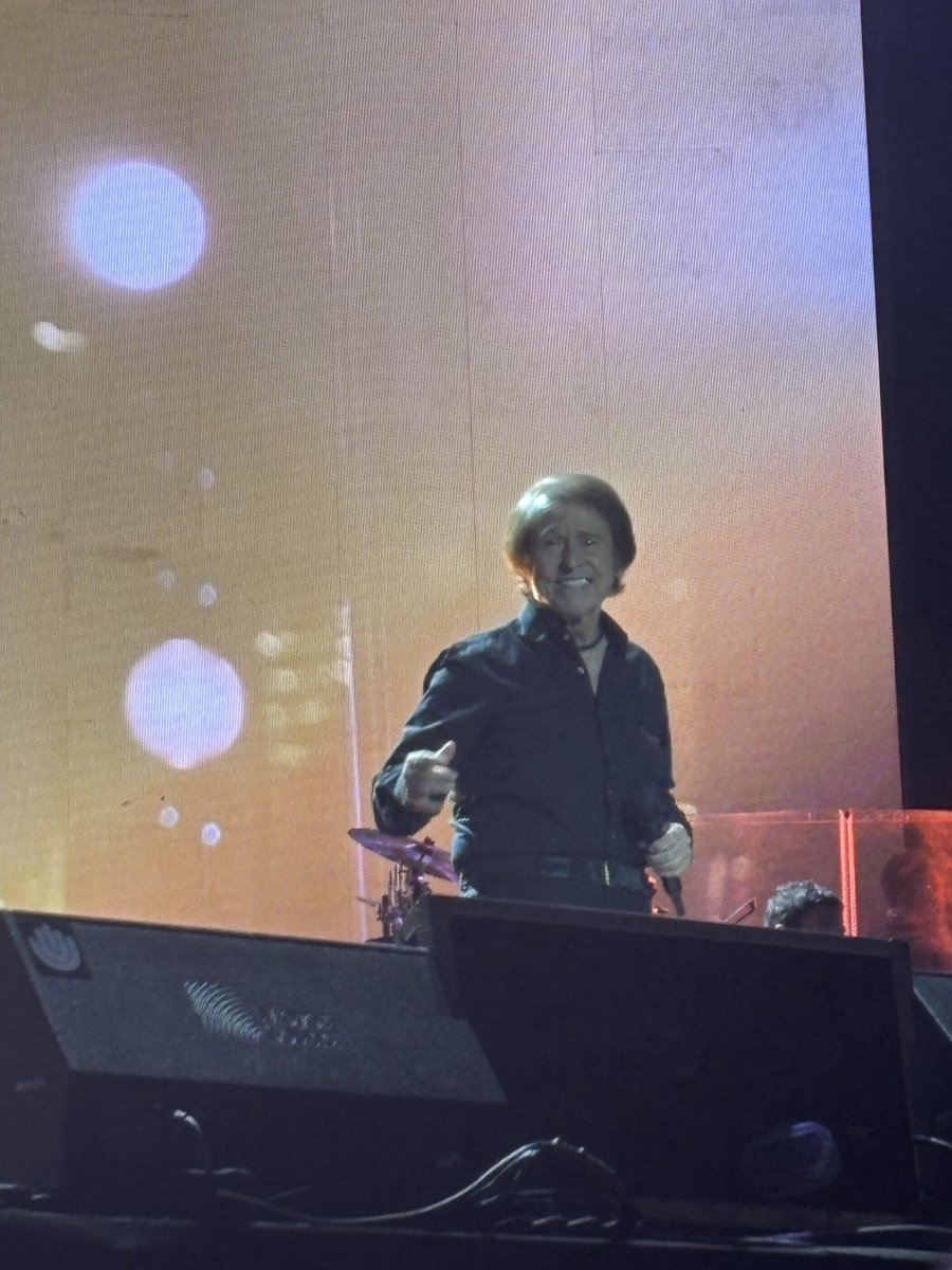 ⁦<a href="/RAPHAELartista/">𝗥𝗔𝗣𝗛𝗔𝗘𝗟</a>⁩ 👏🏻👏🏻👏🏻👏🏻👏🏻👏🏻👏🏻👏🏻👏🏻👏🏻👏🏻👏🏻👏🏻👏🏻👏🏻👏🏻👏🏻👏🏻!!!
Bravooo 
Felicidades 
Y Gracias por ..A MI MANERAAA❤️!