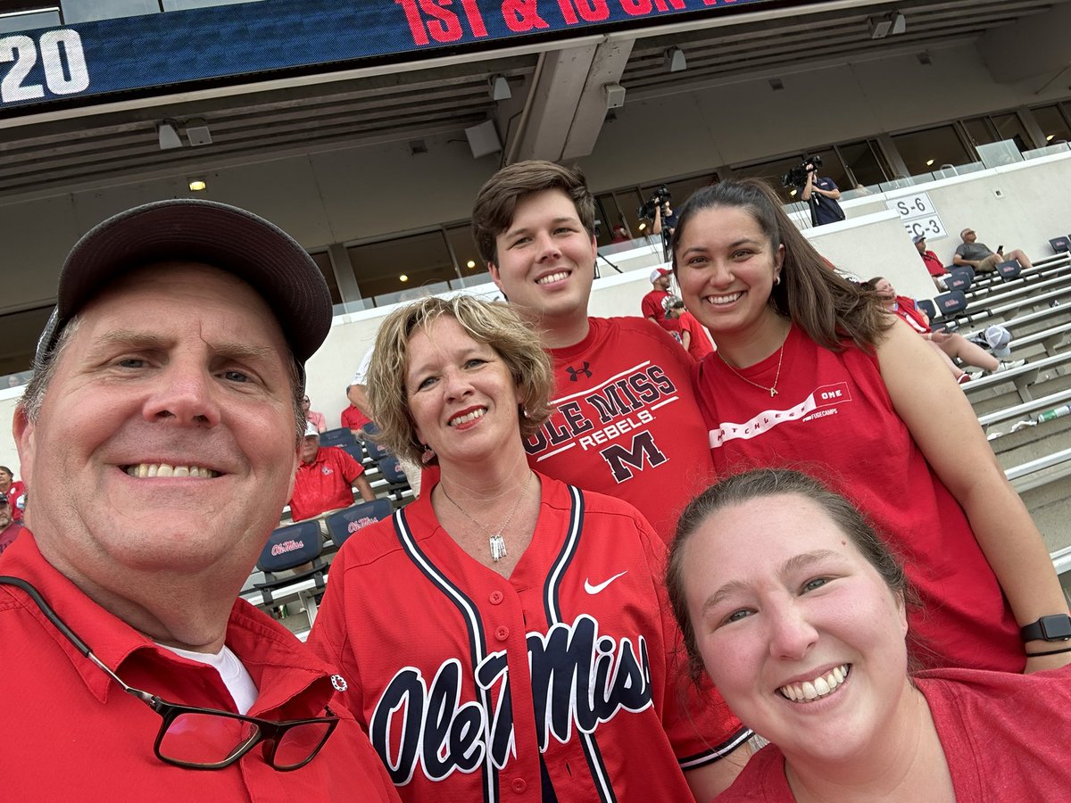 And The Good Guys win AGAIN! 45 to 10!! #HottyToddy ❤️💙❤️💙❤️💙🏈🏈🏈🏈🏈 <a href="/LiesaHoleman/">Liesa Holeman</a> <a href="/JacksonWholeman/">Jackson H</a> <a href="/HCollins710/">Haylee Collins</a>