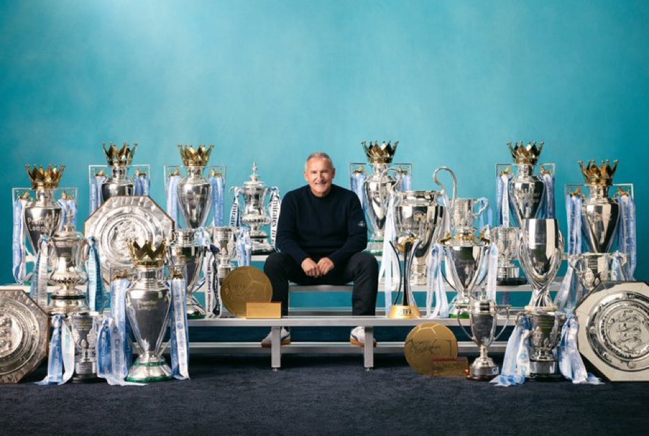 Txiki Begiristain tiene más títulos que Arsenal, United, Liverpool y Tottenham juntos, en la última década.

Magistral