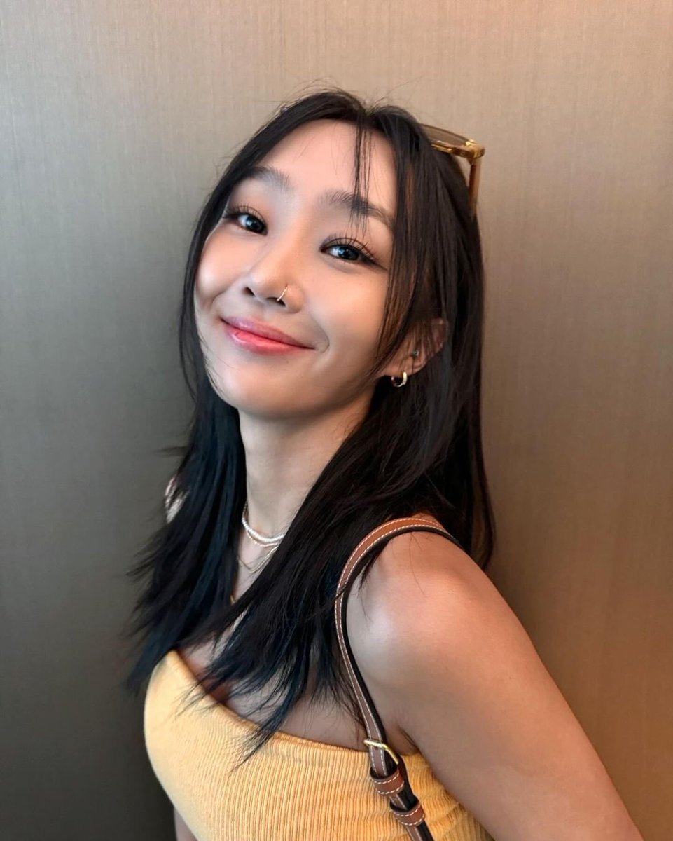 Hyo Jung tweet media