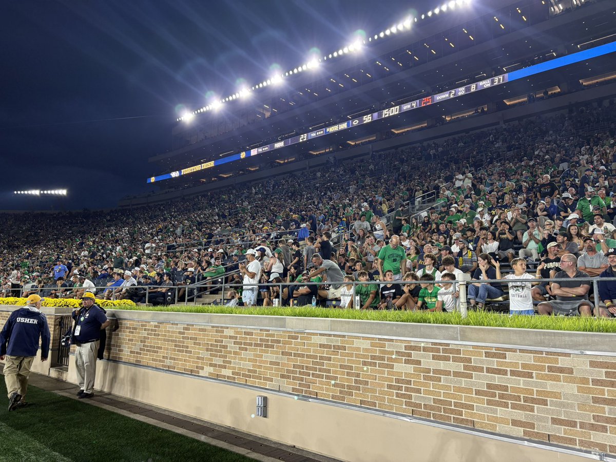 Long weather delay, up 33 pts to start the 4th qtr.