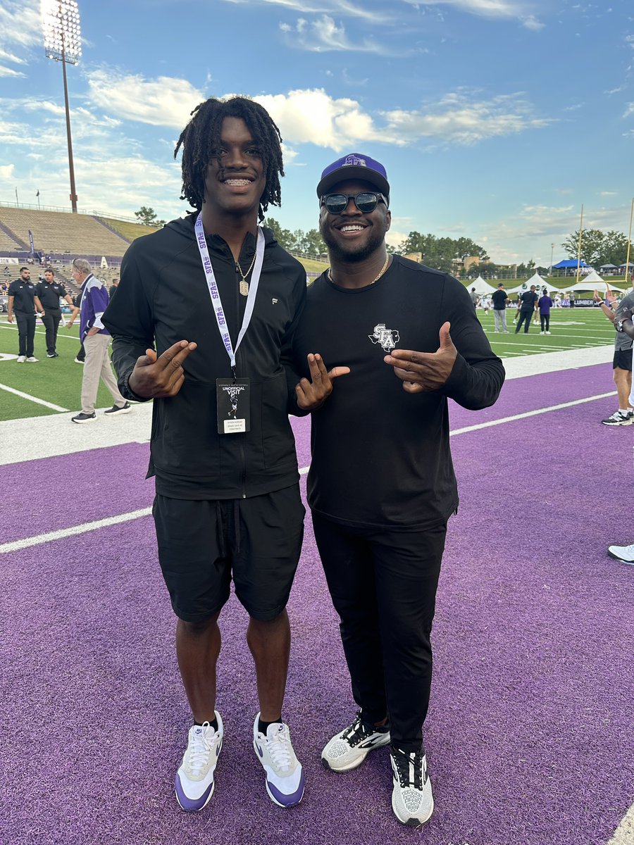 Kyson_Morgann's tweet photo. Game Day Visit @SFA_Football @CoachEkanem @GOaksFootball @jarrettbailey12 https://t.co/erMSzDund9