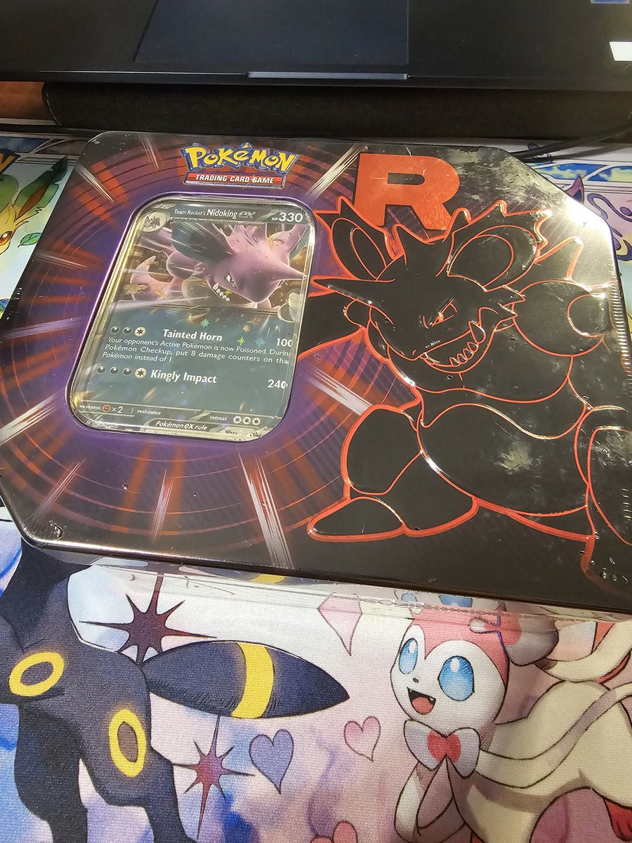 OrngRanger's tweet photo. Streaming cards tonight! Plus celebrating my moms birthday! Come say hello and wish mama ranger a happy birthday!!! 730pm cst
https://t.co/ttkCqfjroM 
#OrngRanger #StayShiny #Pokemon #Pokémon #PokemonCommunity #PokemonCollector #PokemonTCG #TCG #PCG #CSSC #Mewtwo #Nidoking https://t.co/IHIUd9SAJw