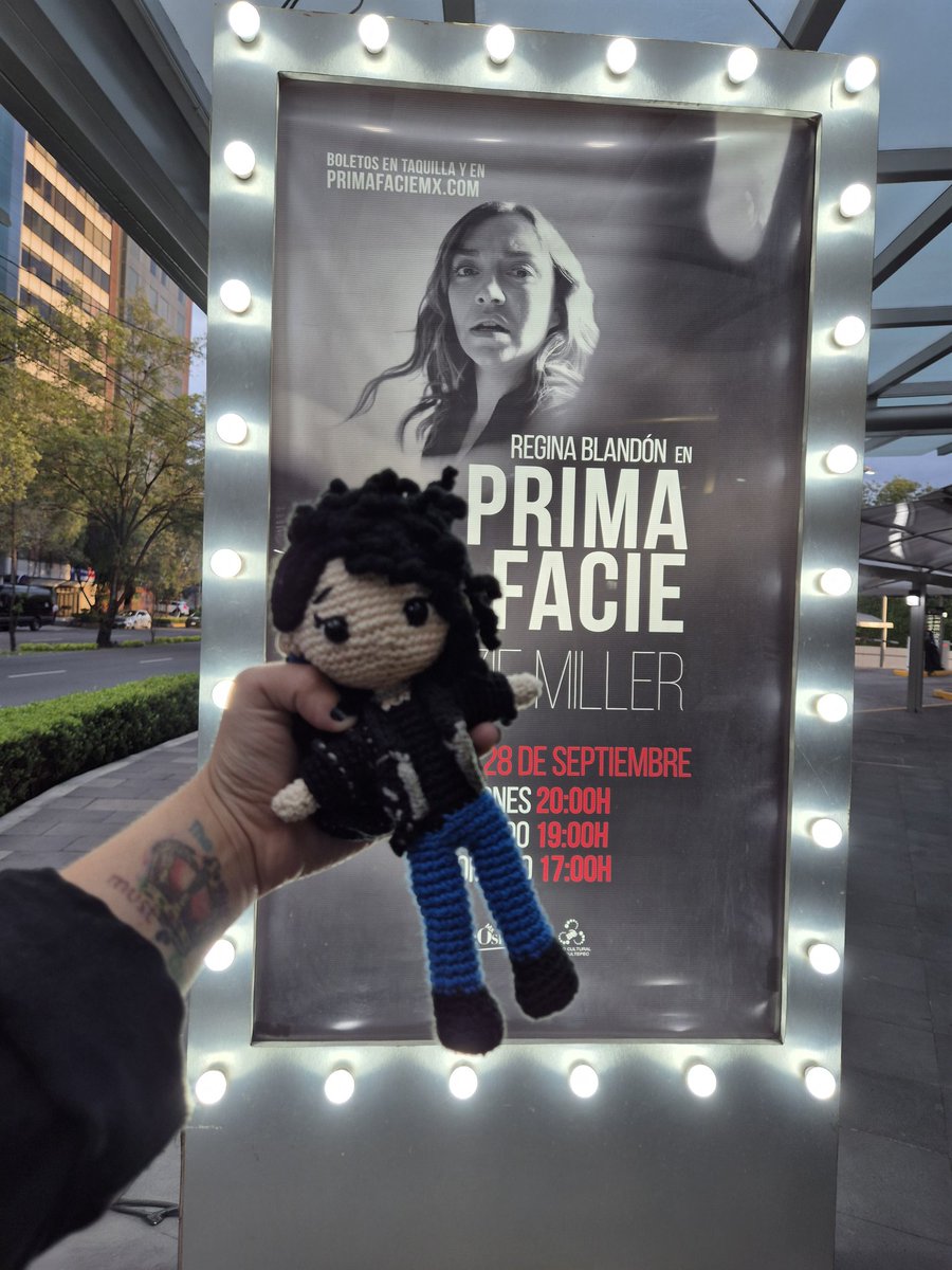 ClerUchiha's tweet photo. Luego subo más fotos, pero ahhhhhh ya llegamos!! 🖤💙✨
#yurimentiras #yuribose #mentiraslaserie #primafaciemx https://t.co/VfXS54g20Q