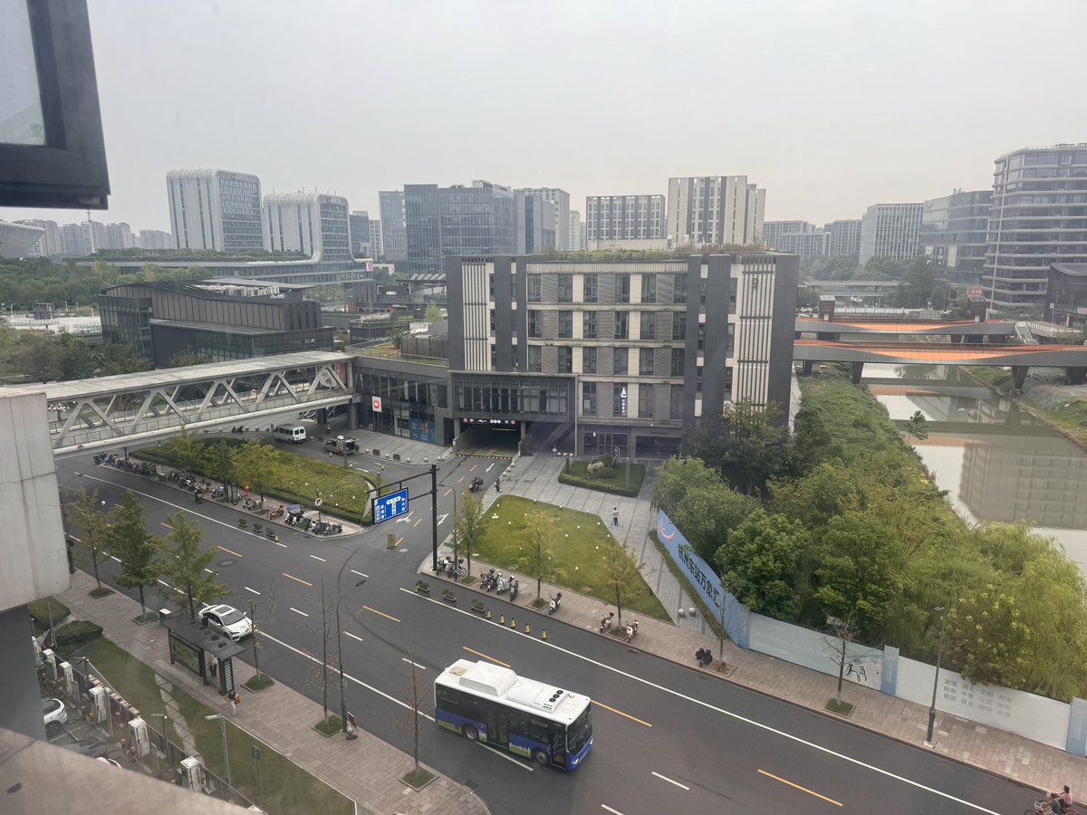 柴总日记（通讯录玩具大王） tweet media