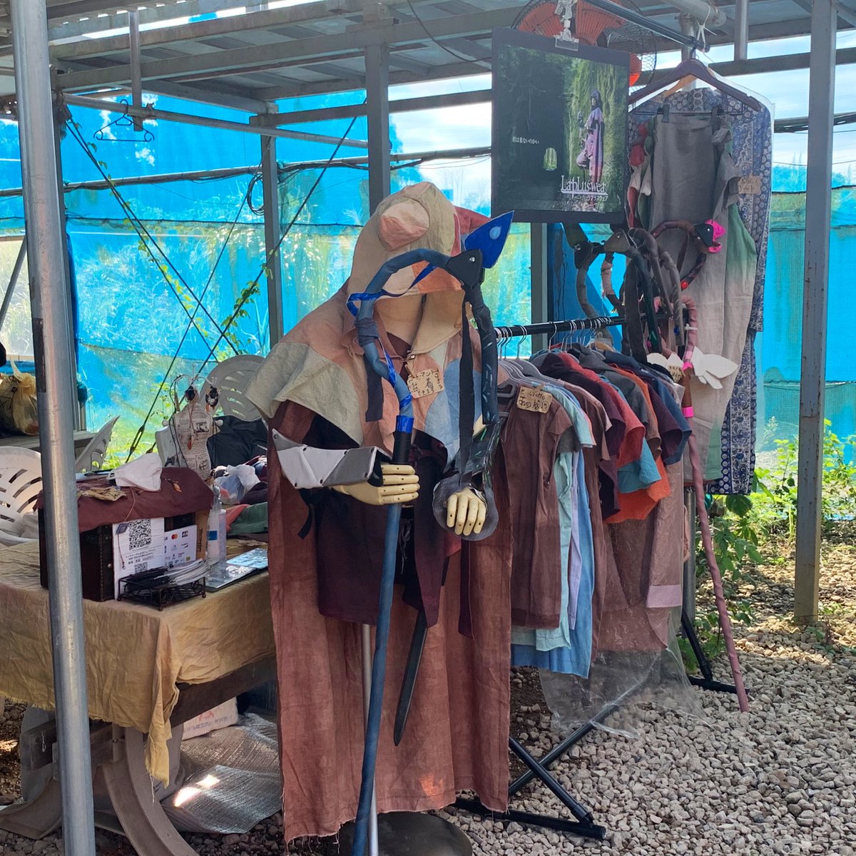 dmdesignjp's tweet image. #GCC 設営完了
久しぶりの本格Larpイベントの出店です
状況次第で自分も参戦します

お茶会は簡易版
#グランドクロスクルセイド
#きき屋
#LarpLuswear