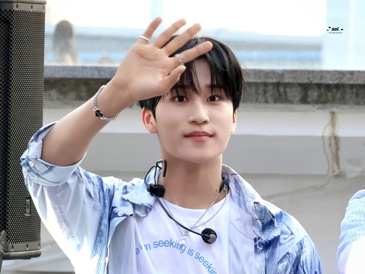 junwoo_sol's tweet image. 준우데이 준우시⋆˙⟡

#루네이트 #LUN8 #ルネイト
#준우 #junwoo #쭈누
#21ReasonsToLoveJunwoo_HappyBirthday
#해피준우데이 #HAPPYJUNWOODAY