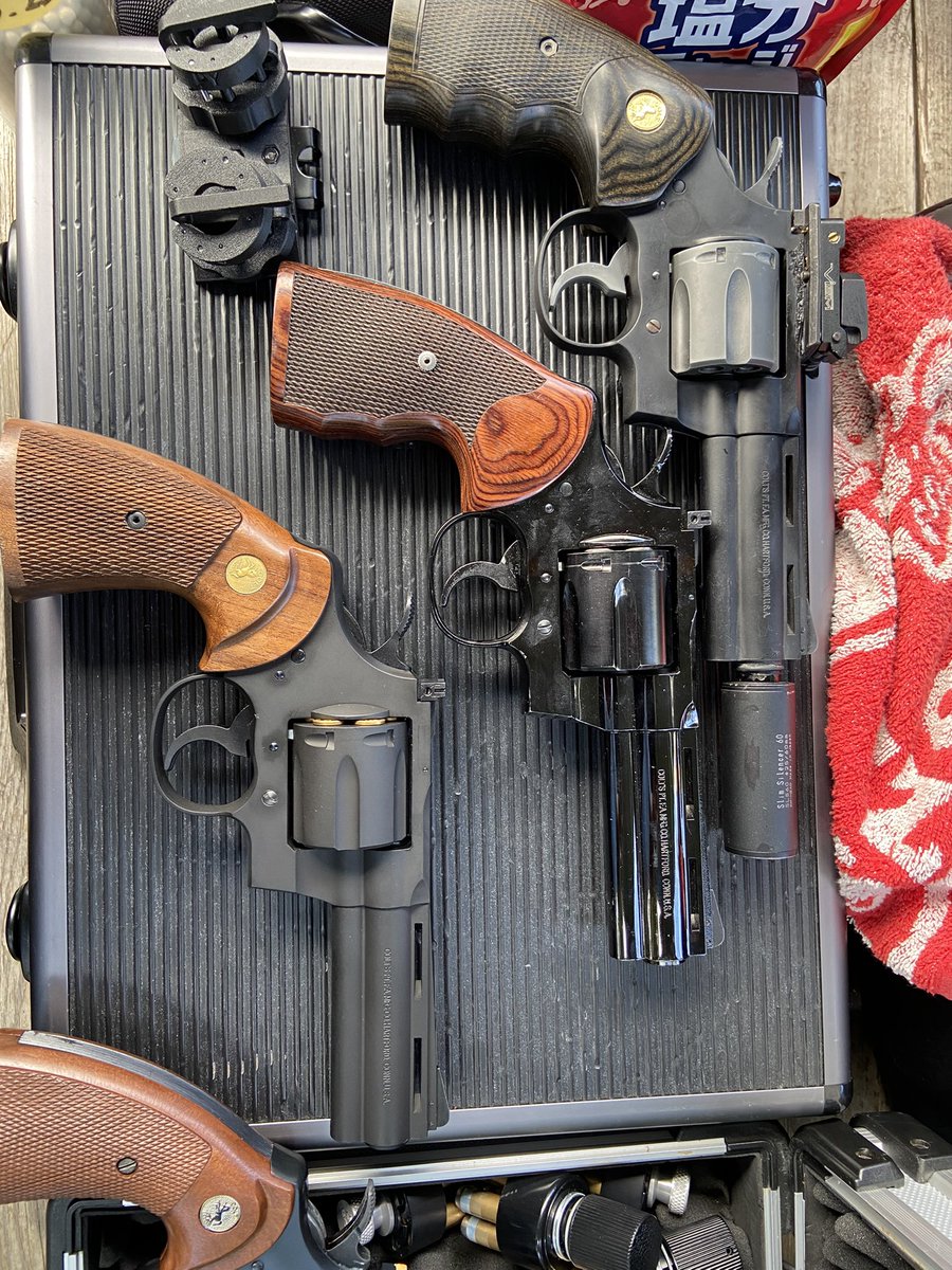 Python_mina357's tweet image. #無限開拓祭 #サバゲー #リボルバー
本日は よろしくお願い致します😊

本日の愛銃達〜😁