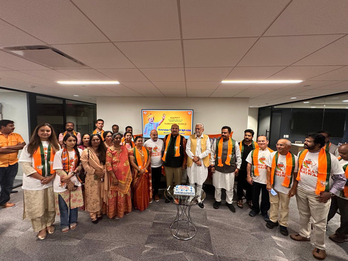 ofbjp_usa's tweet image. OFBJP-USA celebrated PM Modi ji’s 75th birthday in DC with Sri Parshottam Rupala ji as chief guest. Highlights included Jan Dhan Yojana’s impact, tribute to freedom fighters, and Telangana Liberation Day honoring Sardar Patel ji’s leadership. 🇮🇳 #Modi75 @narendramodi @vijai63