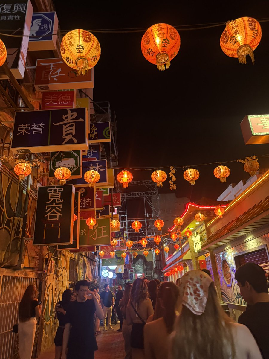 eeeedithh's tweet image. 3 meses siendo R1!!! Mucho estrés, mucha chamba, guardias culeras…. Me ha costado muchísimo llegar hasta acá y realmente he disfrutado cada momento al máximo ✨❤️‍🩹ser foránea de nuevo, conocer personas y lugares nuevossss AMOO