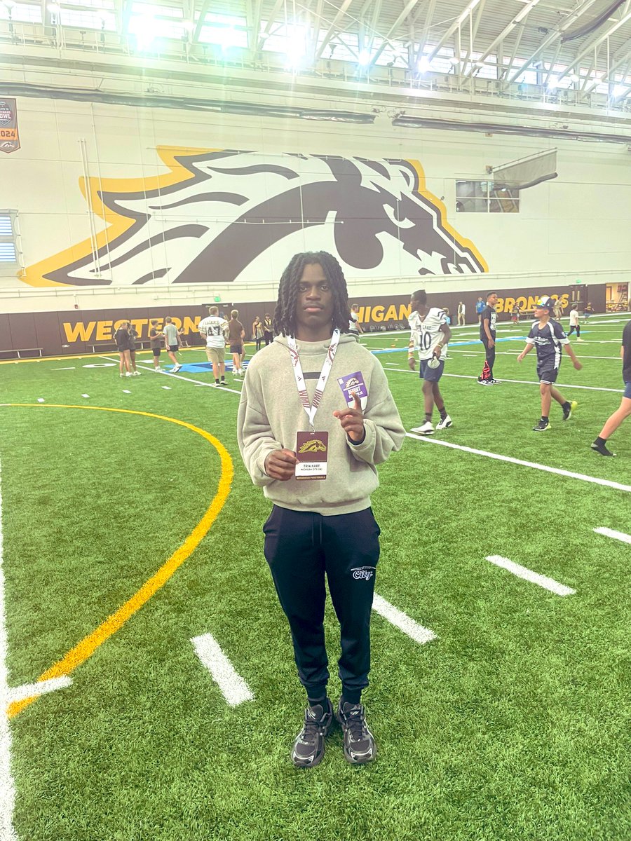 Trinaston Hart tweet media