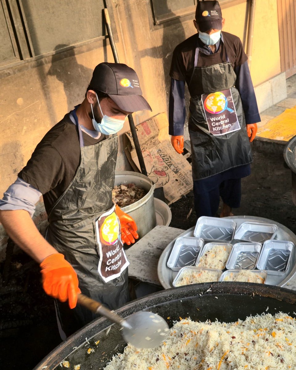WCK and our longtime partner Instant Aid are providing support to Afghan communities still reeling from this month’s catastrophic earthquakes. Since September 4, we have distributed 132,000+ hot meals and 240,000+ gallons of potable water. We are also working to prepare food kits