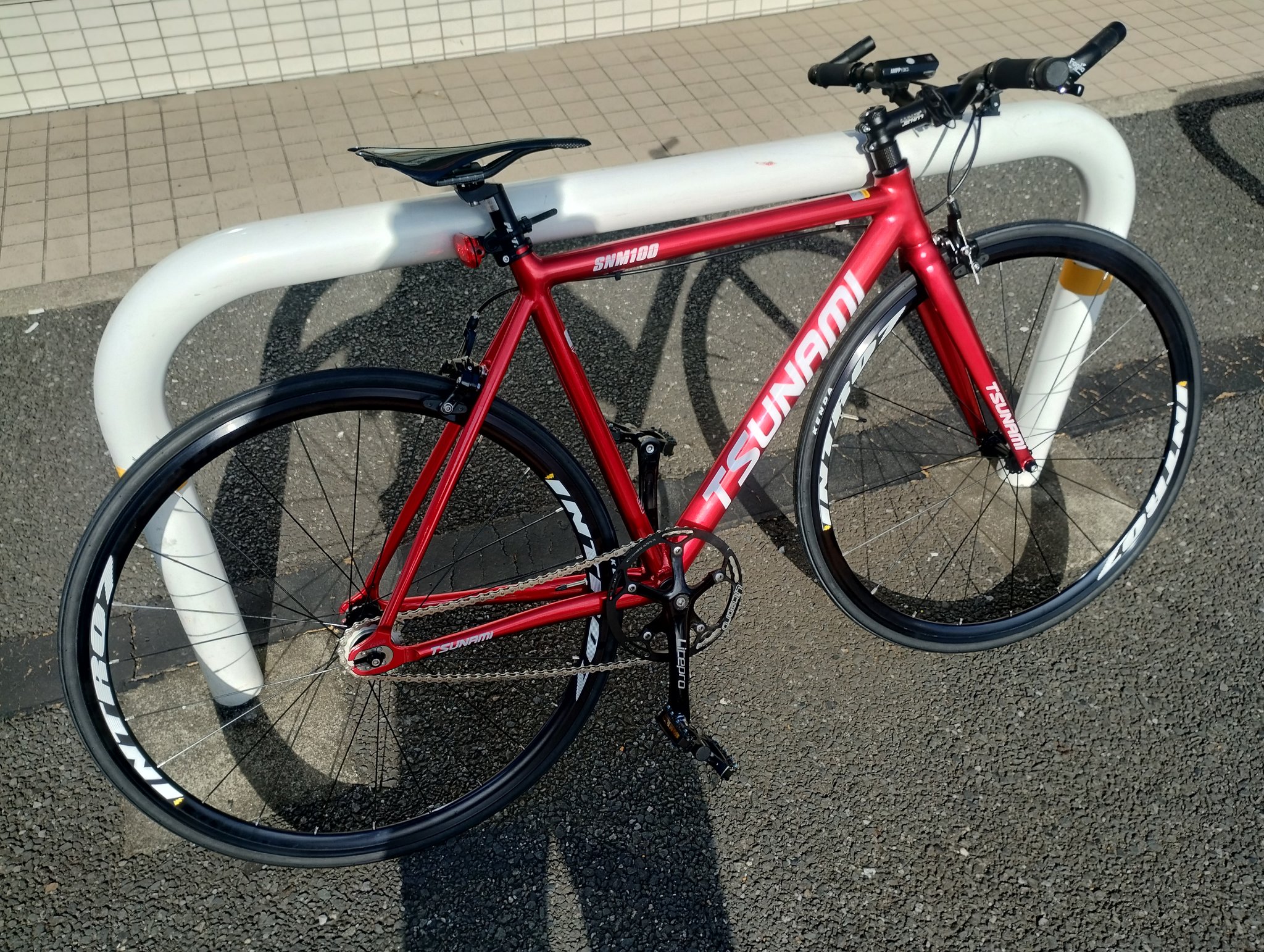 TSUNAMI ピストバイク ブラック 700C Tsunami ピストバイク ブラック 700C