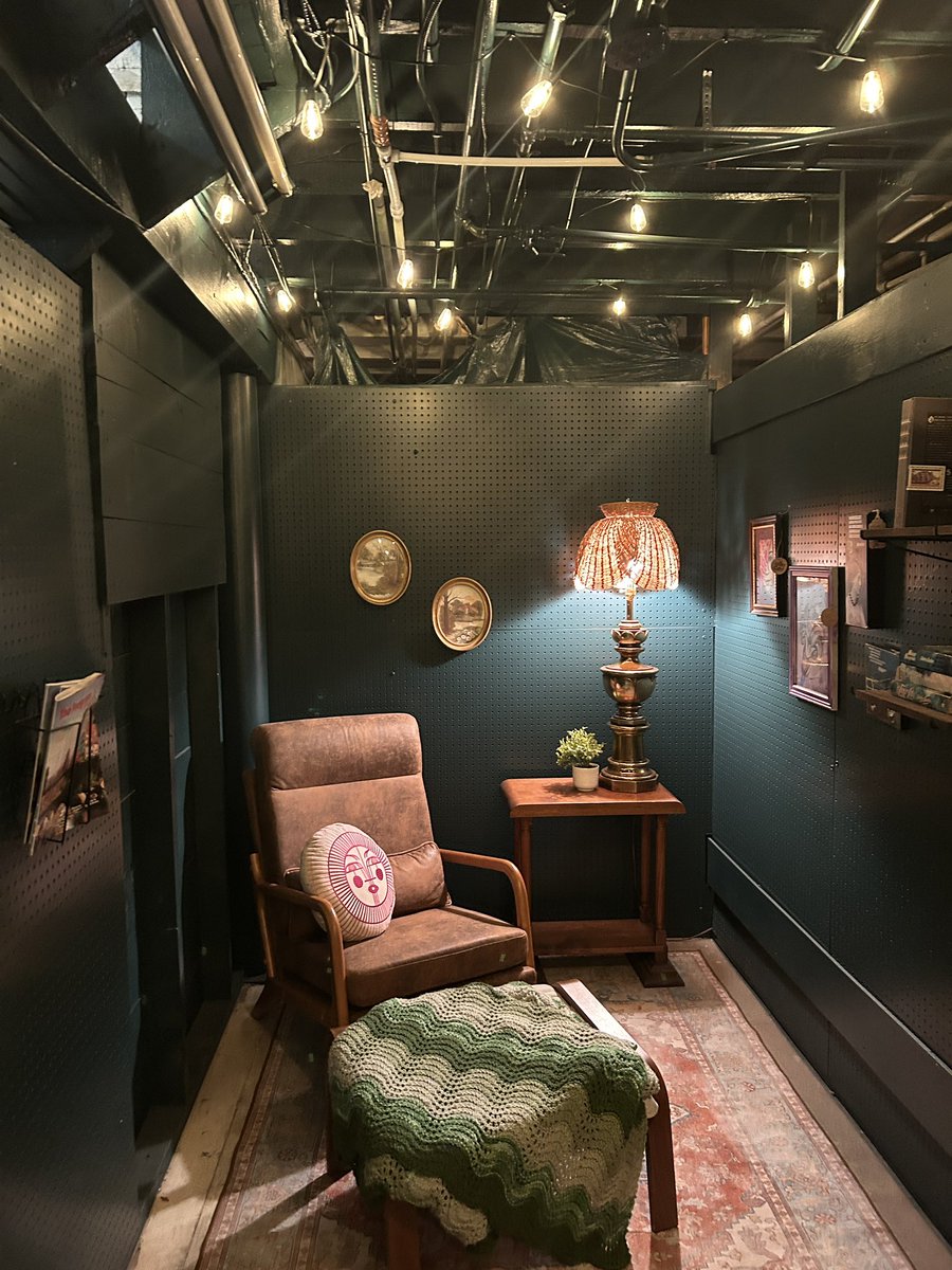 FoodStringer's tweet image. Explored this darling used book store to-night! Fabulous! Thank you, @TheStoryCellar, for all you are doing for the community!