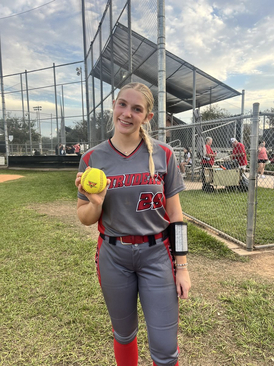 First home run of the season- Grand Slam!!! Nice job <a href="/kaylea_wall/">Kaylea Wall</a>