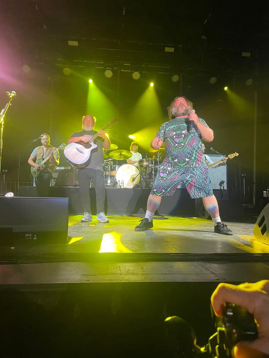 3 years ago I got my face melted off at Tenacious D. At this very same time the Vikings were getting decimated by the Eagles on MNF.