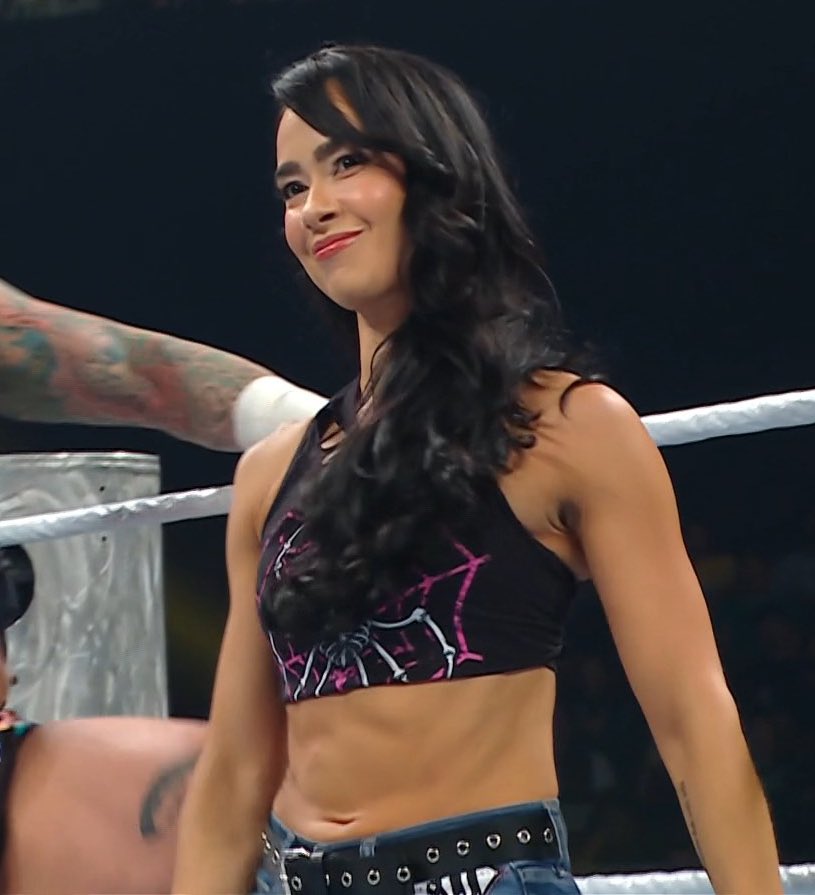 Swerveinmone's tweet image. AJ LEE YOU CANNOT BE SERIOUSSS