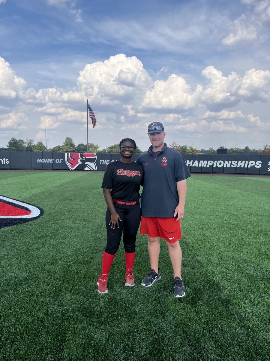 Finally made it home. Great day of camp at <a href="/BallStateSB/">Ball State Softball</a>. Thank you <a href="/CoachPena_BSU/">Helen Peña</a> and staff! Good to see <a href="/LoweHarper2030/">Harper Lowe</a> do her thing! 

<a href="/LineDsoftball/">Line Drive Media</a> 
<a href="/LLS_2011_KS/">2011 Lady Louisville Sluggers - Kruel/Schorman</a> 
<a href="/LegacyLegendsS1/">Legacy & Legends Softball</a> 
<a href="/ExtraInningSB/">EXTRA INNING SOFTBALL</a> 
<a href="/BlackSBCircuit/">Black Girls Play Softball</a>