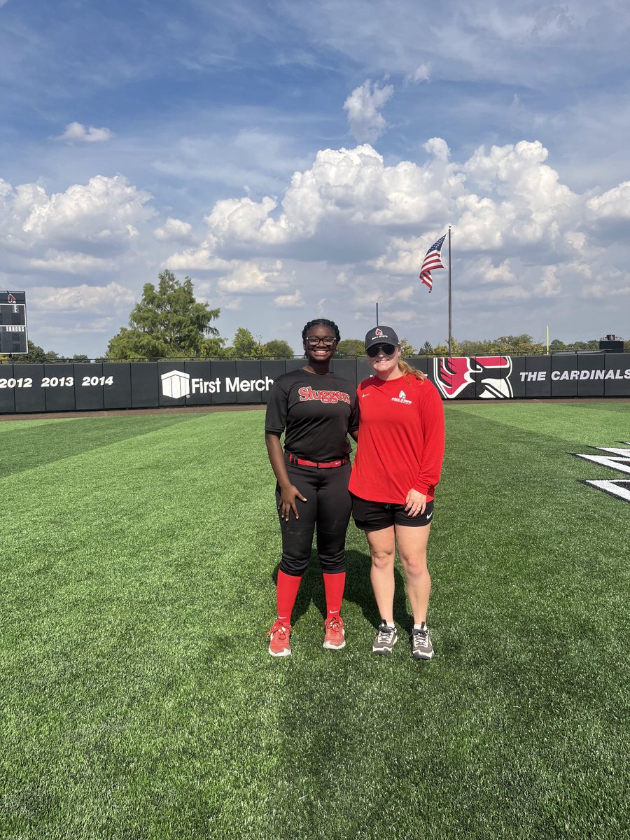 kittykatisabel's tweet image. Finally made it home. Great day of camp at @BallStateSB. Thank you @CoachPena_BSU and staff! Good to see @LoweHarper2030 do her thing! 

@LineDsoftball 
@LLS_2011_KS 
@LegacyLegendsS1 
@ExtraInningSB 
@BlackSBCircuit