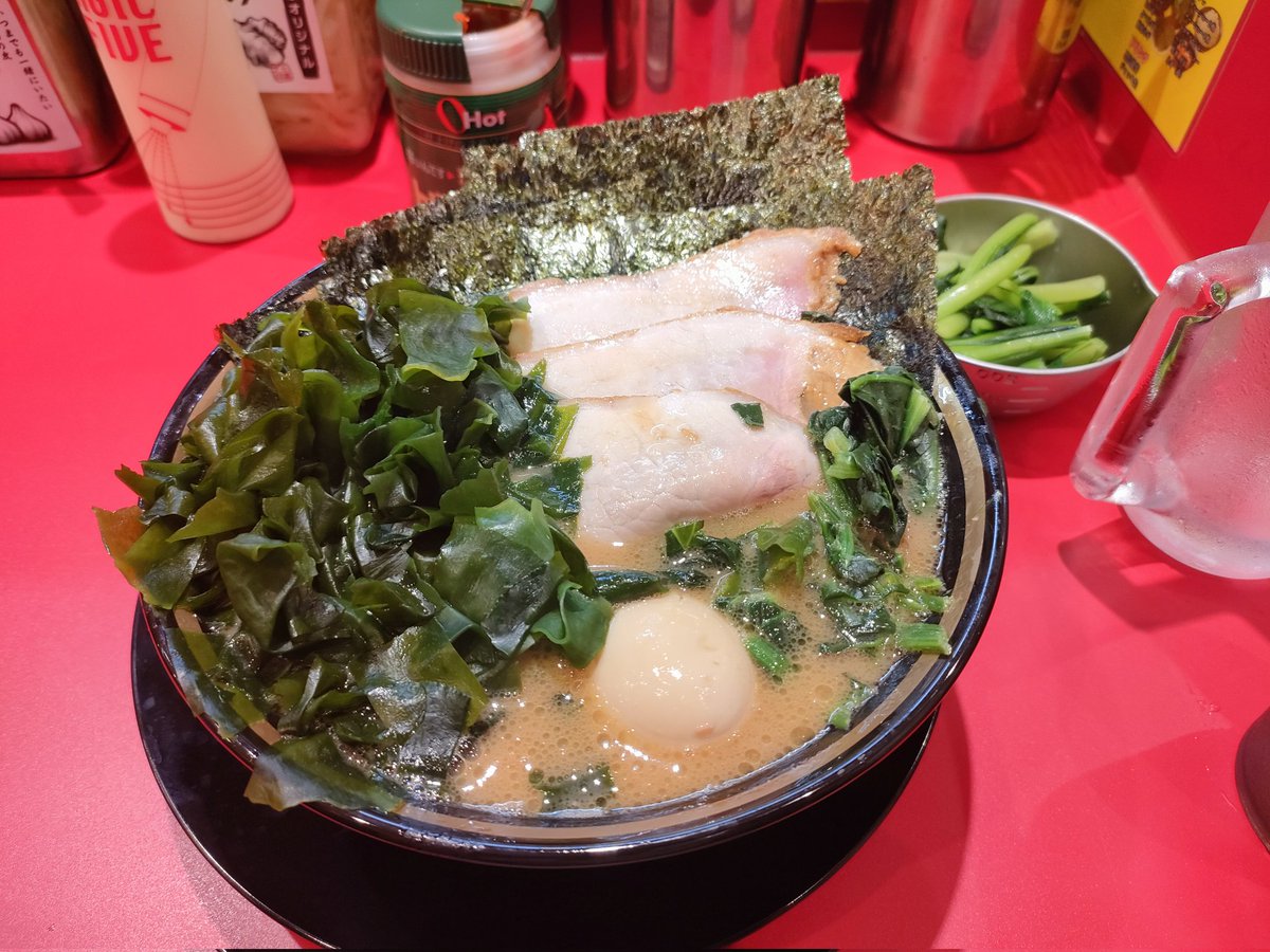 posi0630's tweet photo. 昨日行った行徳のカズ家
美味しかったよ
他の王道家系列よりまろやかな印象だった。 https://t.co/vQIxbBYK22