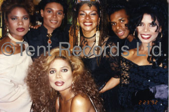 TheMeister30's tweet photo. @DeniecePearson @BrookShields You all looked amazing (as always) during this era. We needed so much more of you all! https://t.co/cLhKdets3Z