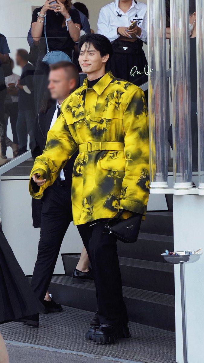 kkaeth (@kkaeth2) on Twitter photo <a href="/nomannersmag/">No Manners Magazine</a> Prada x Win on that year's= It's amazing and most amazing.👏👏👏👏👏
#Prada #PradaxWin
#winmetawin <a href="/winmetawin/">Winmetawin</a> <a href="/nomannersmag/">No Manners Magazine</a> Prada x Win on that year's= It's amazing and most amazing.👏👏👏👏👏
#Prada #PradaxWin
#winmetawin <a href="/winmetawin/">Winmetawin</a>