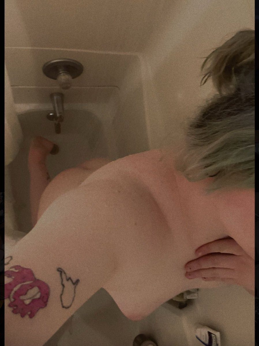 hop in the shower w me :3