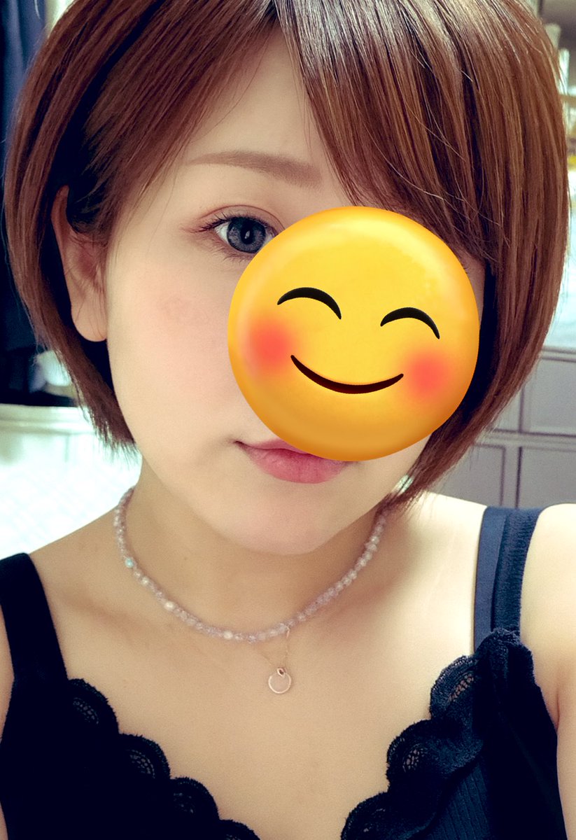 自撮りをAIにお願いしてショートにしてもらったよ

どうかな？？