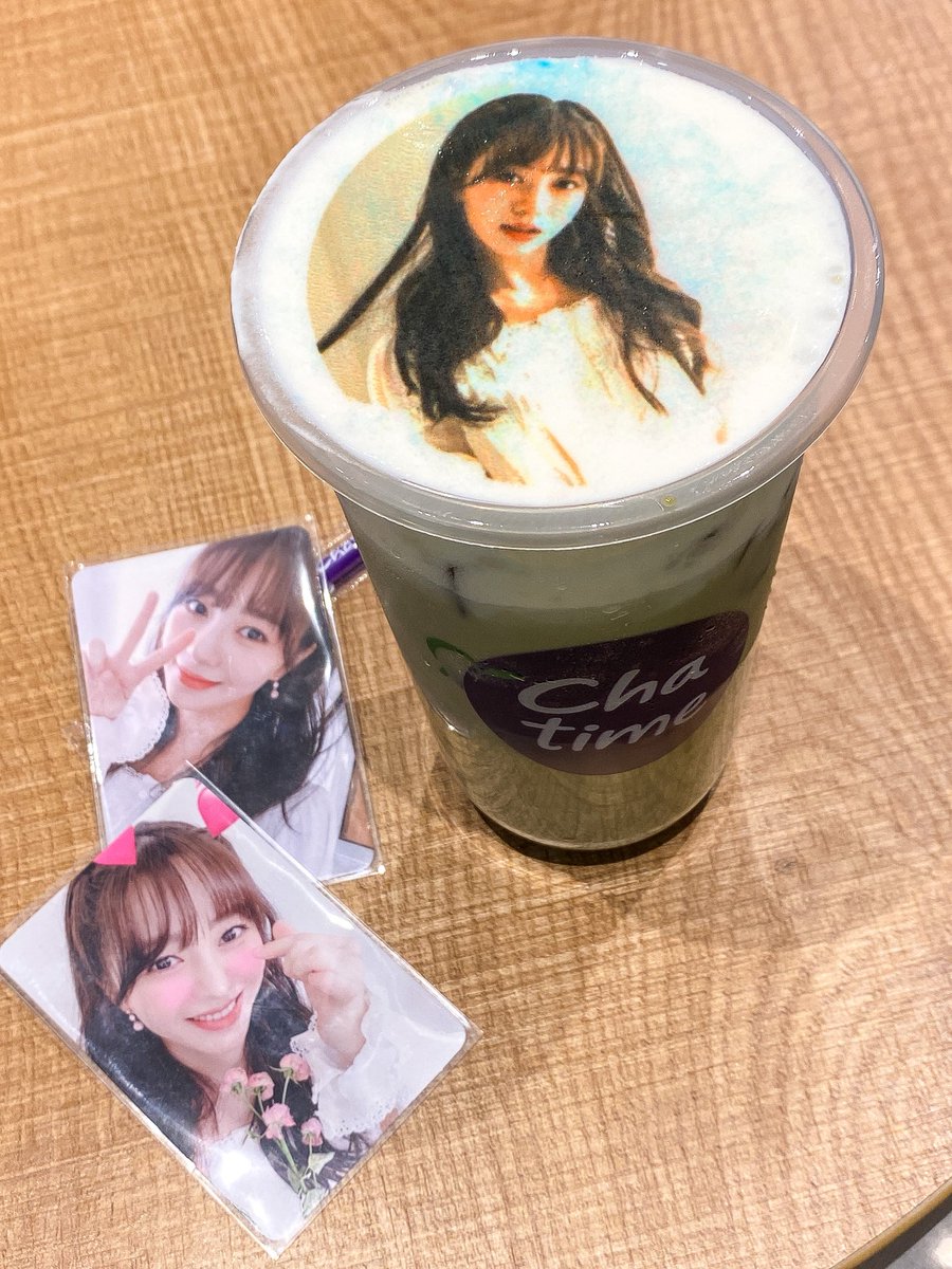 yeonarms's tweet photo. Happy birthday to the most amazing soul ever #권민아 ✨

I hope you know you are loved. I hope things get simpler for you, peaceful. Spend your days with easy breaths and soft words. You deserve light through your windowsill. I hope it comes your way soon.

태어나줘서 고마워 💙 https://t.co/u4lnRyHsio